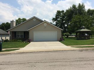 7497 W Mustang Dr, Ellettsville, IN 47429