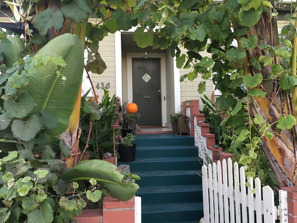 1st image of 430 Johnston St
