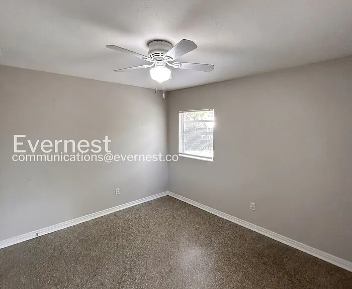 4207 E Sandalwood Cir S — Photo 17