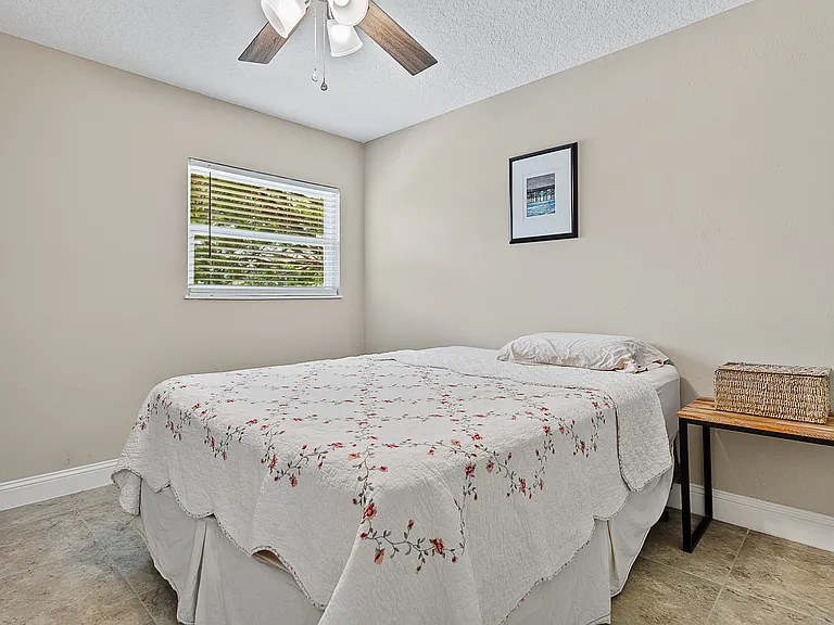 32 Pine Crest Ln — Photo 19
