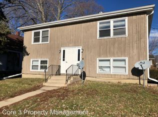 401 W Mulberry St APT 3, Bloomington, IL 61701