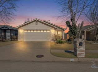 10419 Blackjack Oaks Dr, Dallas, TX 75227