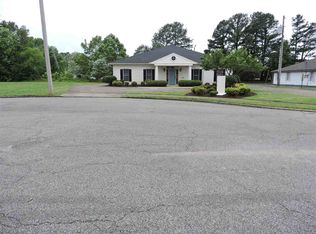 23 Weatherford Sq, Jackson, TN 38305