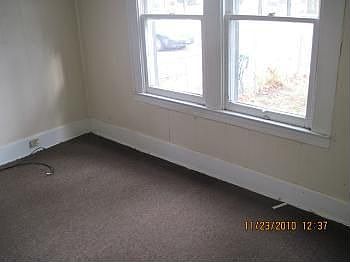 5th image of 422 N 38th St