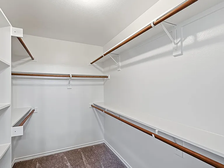 1632 Balboa Ln — Photo 9