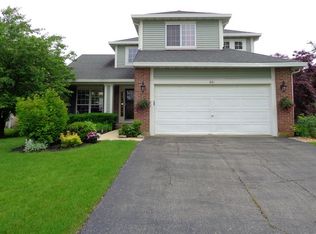 861 Tallgrass Dr, Bartlett, IL