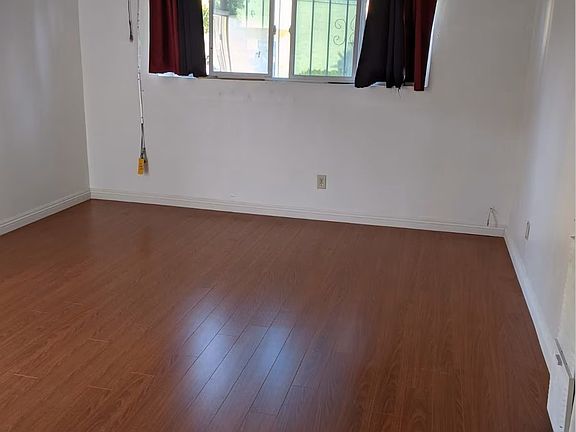2nd image of 3319 Livonia Ave APT 1