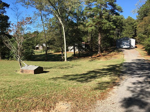 4th image of 232 Whippoorwill Ln