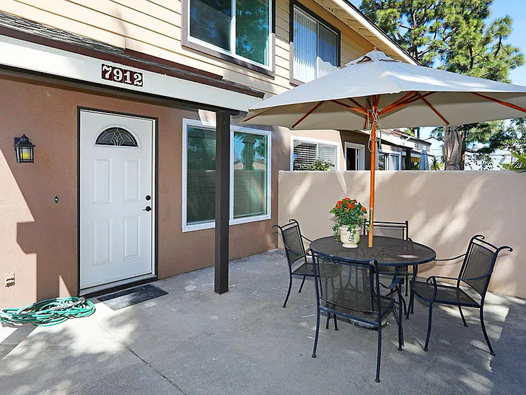 7912 Rainbow Cir #1 — Photo 3