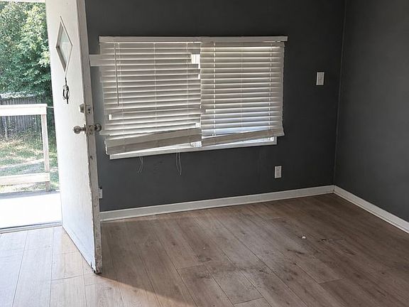 2nd image of 1 Oak St #33