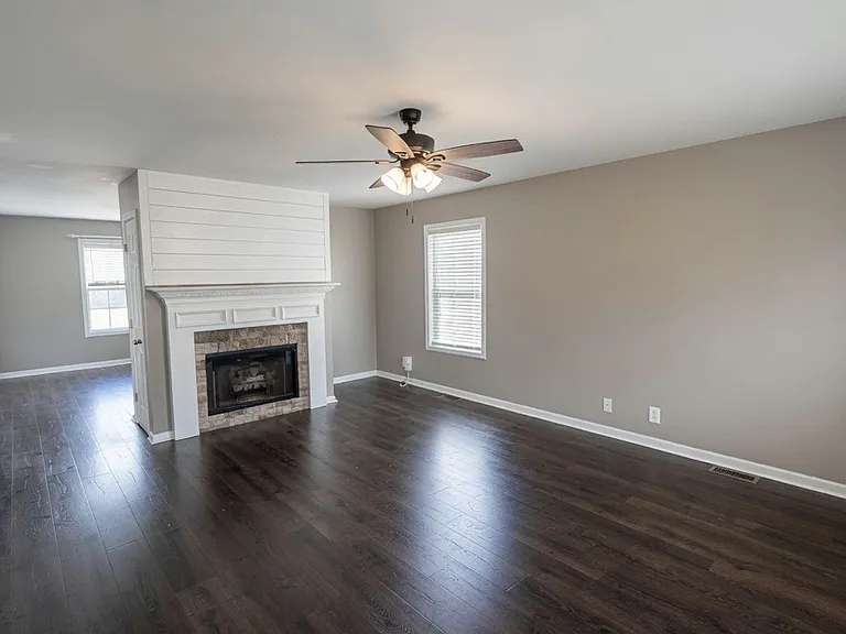 126 N Cavalcade Cir — Photo 8