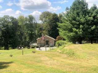 164 Halstead Rd, Clifford Township, PA 18470