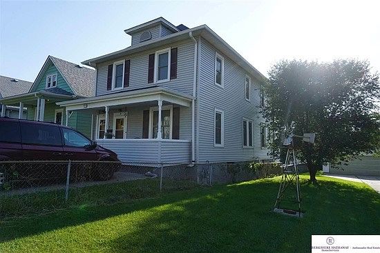 second floor apartment