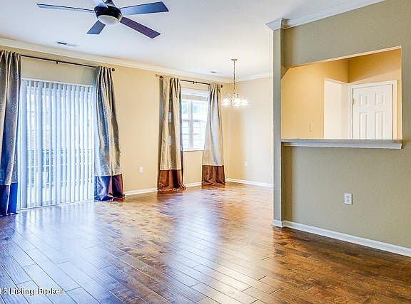 5121 Magdalen Square-1005