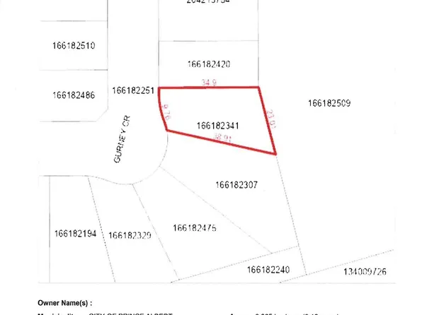 32 Gurney Crescent, Prince Albert, SK S6X 0A7