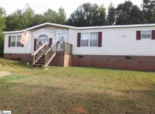 141 Sydney Ln, Gray Court, SC 29645