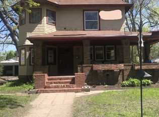 807 6th St SE, Minneapolis, MN 55414