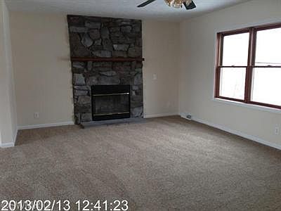 2nd image of 3236 E Charles Rd