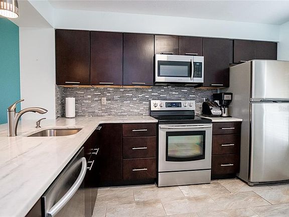 4th image of 4000 Bal Harbor Blvd #1