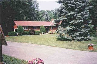 1st image of 21 Edgewood Dr