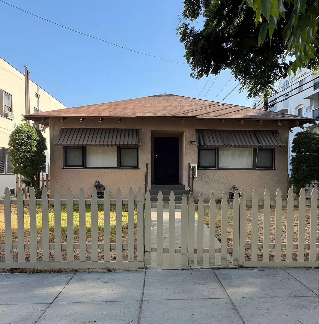 531 W 5th St — Photo 1