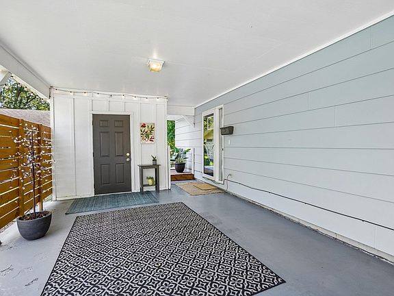3rd image of 816 11th St