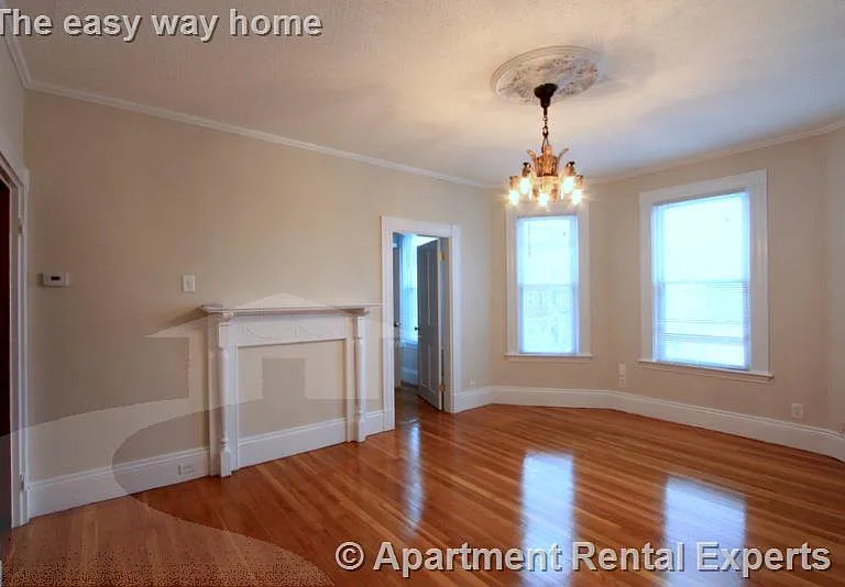 795 Cambridge St — Photo 3
