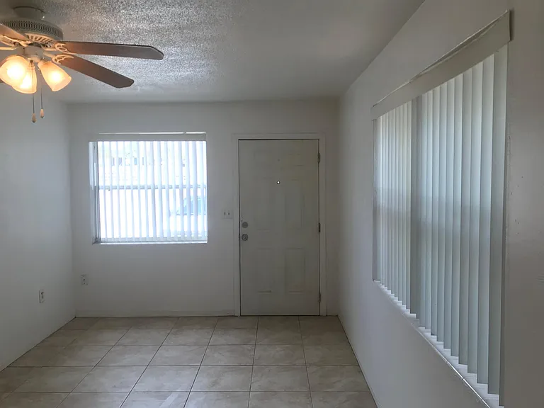 116 S Coates St #5 — Photo 9
