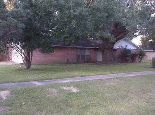 7025 Villere Dr, Baker, LA 70714