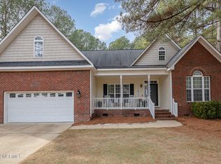 104 Majestic Dr, Princeton, NC 27569
