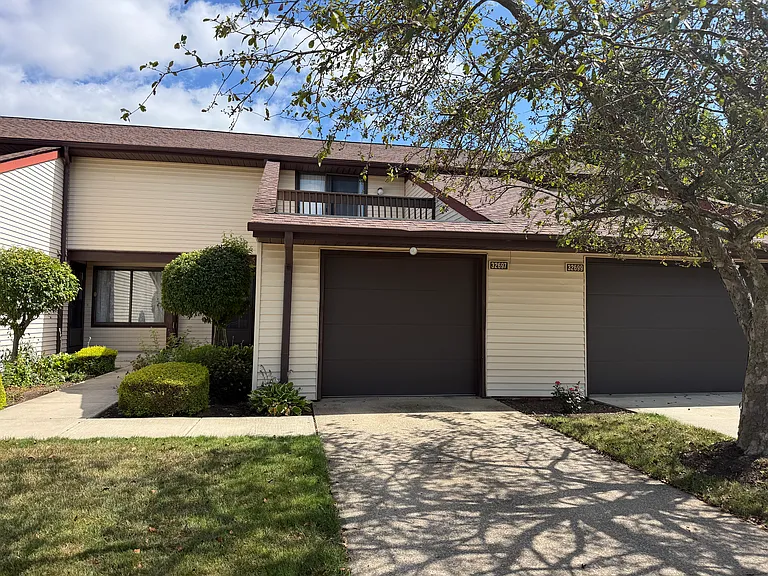 32697 Jefferson Dr — Photo 1