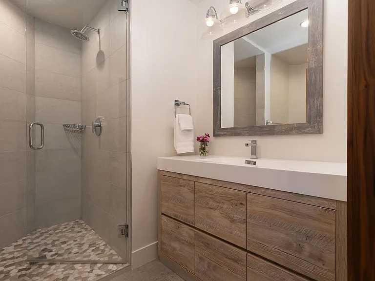 3245 Katsos Ranch Rd — Photo 16
