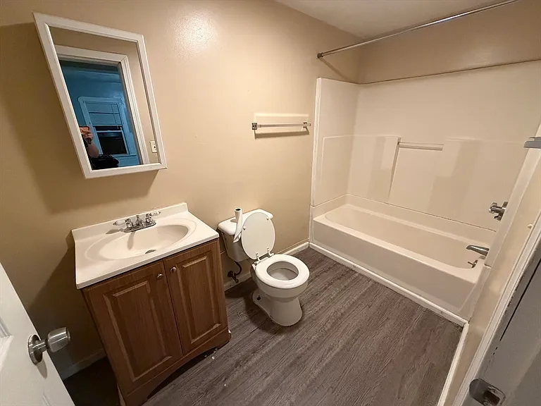 22 Intervale St #3R — Photo 7
