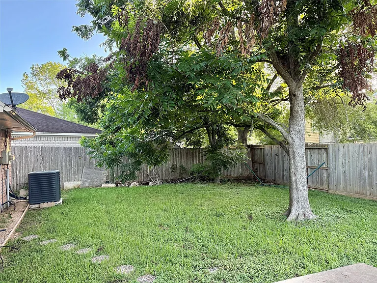 2923 Cottonfield Way — Photo 28