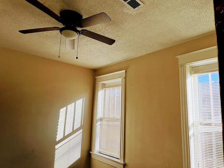 3112 Portis Ave #C — Photo 7