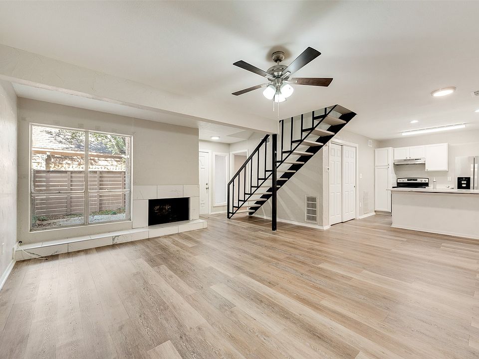 1st image of 3121 Park Ln APT 1136