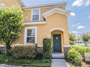 2009 Greenwood Valley Dr, Plant City, FL 33563