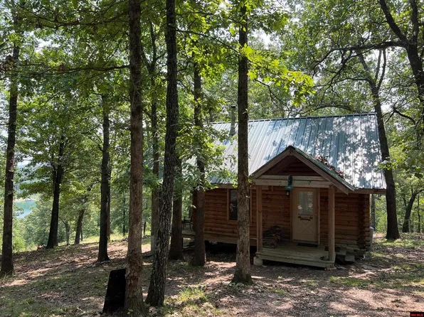 Mc 8117, Yellville, AR 72687