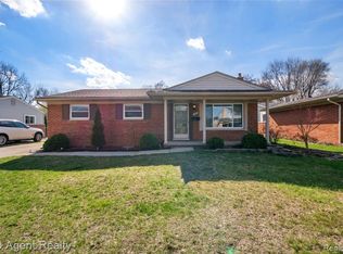 1973 Alexander Dr, Troy, MI 48083