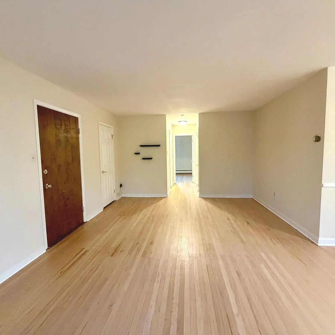 2 bed, 1.0 bath, 846 sqft, $1,750 — Photo 4