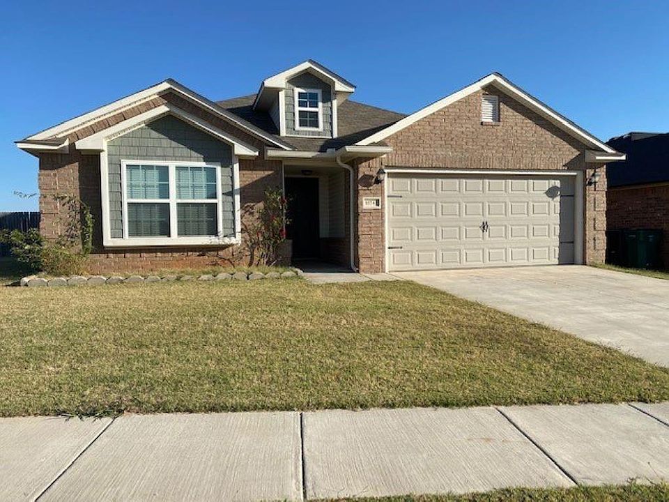 1st image of 11741 NW 135th Ter