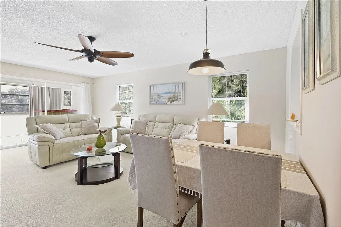 2 bed, 1400 sqft, $1,800 — Photo 4