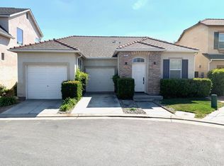 1911 N Miramar Ln, Clovis, CA