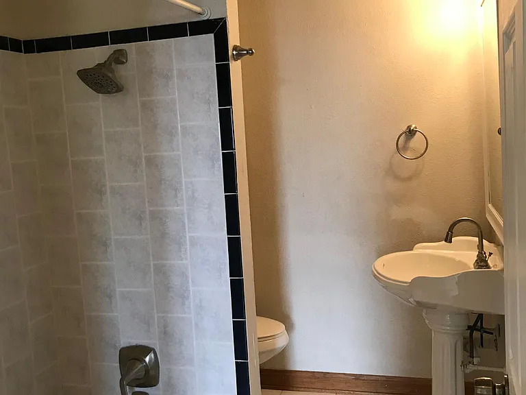 423 W Craig Pl #2 — Photo 18