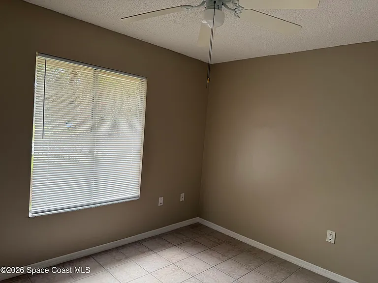1337 Helvenston St NW — Photo 10