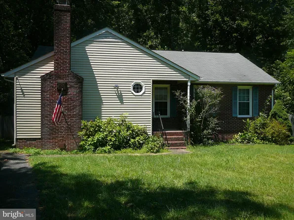 231 Vine Pl, Stafford, VA 22554