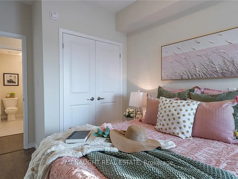 340 Florence Dr #305 — Photo 14