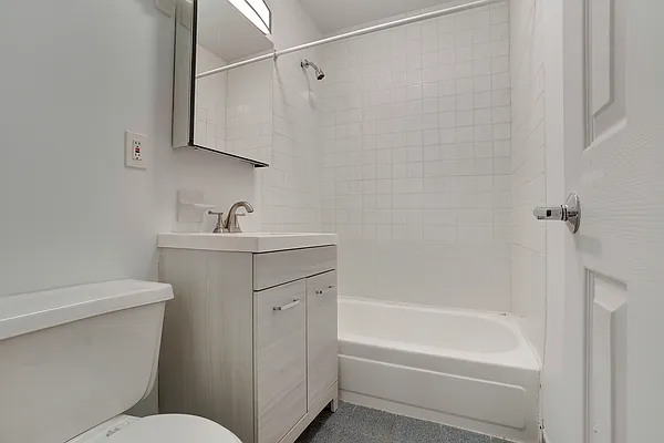 Rented by Creed Realty Group | media 17