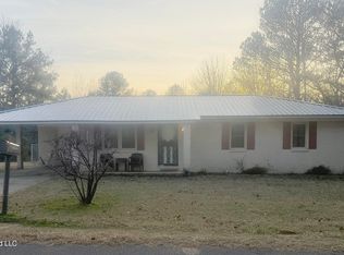 398 Lane Rd, Potts Camp, MS 38659
