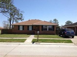 3345 Plaza Dr, Chalmette, LA 70043